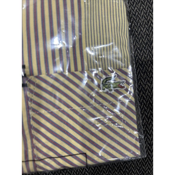 Lacoste Short Sleeve Button Down Men’s Dress Shirt With Pocket Size 44 NWT! - Picture 2 of 4